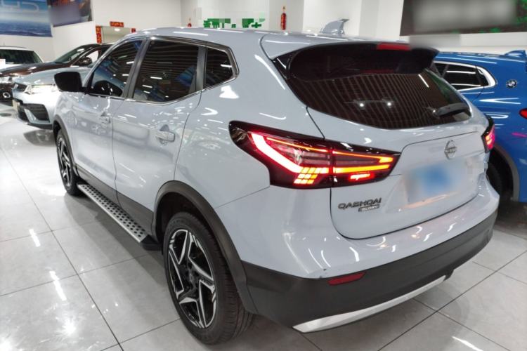 Used Nissan Qashqai 2025 Honor 2.0L CVT XV+ Leading Edition
