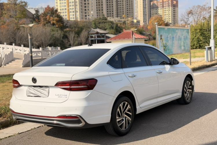 Used Volkswagen Lavida 2023 300TSI DSG Full-Comfort Edition
