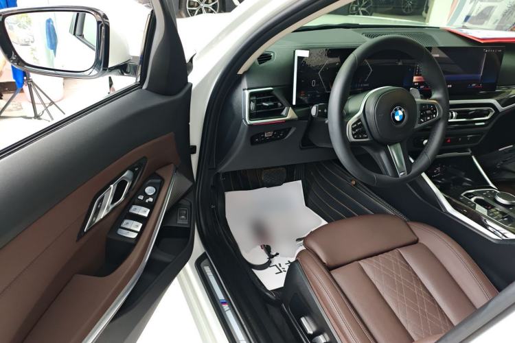 Used BMW 3 Series 2023 325Li M Sport Package Driver Seat