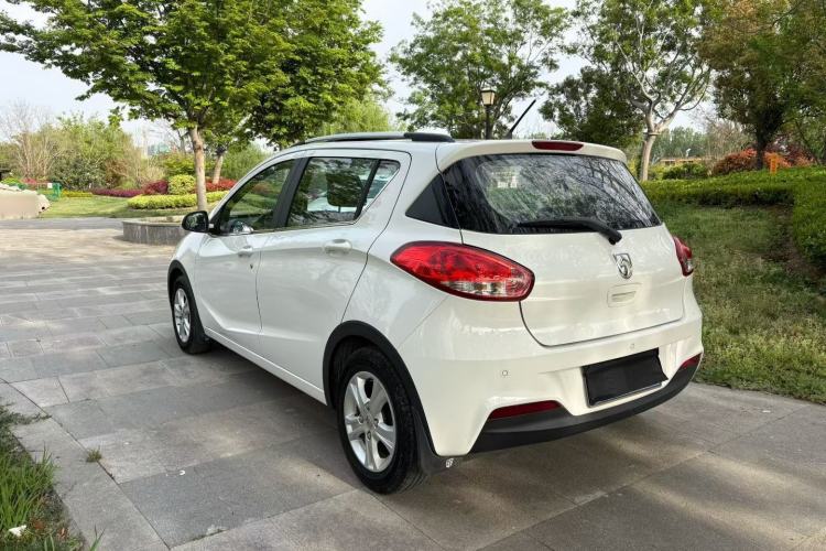Used Baojun 310 2016 1.2L Manual Luxury Model Exterior 3