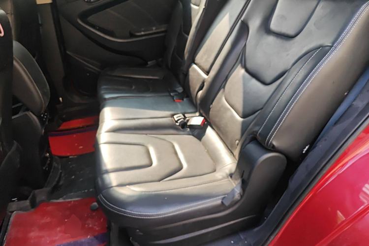 Used Dongfeng Fengon 580 2016 1.5T Manual Luxury Edition
