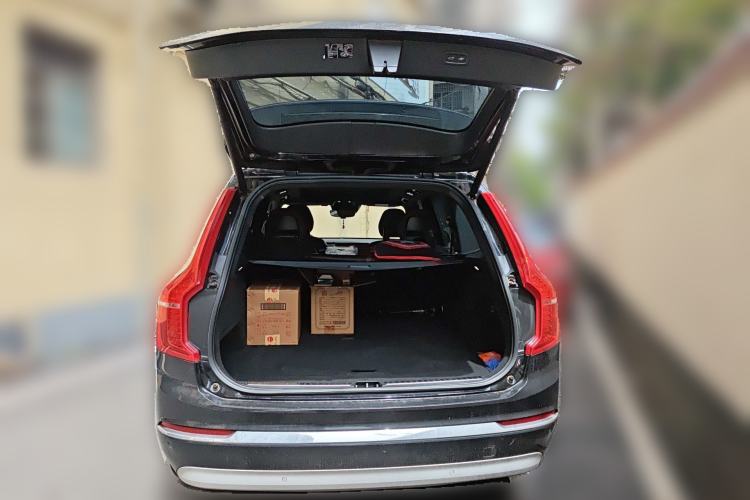 Used Volvo XC90 2022 B5 Smart Drive Luxury Edition 5 Seats