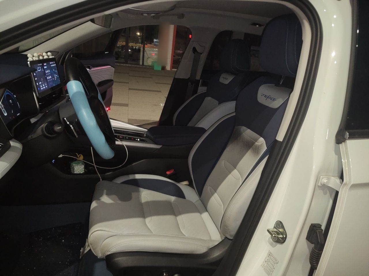 Geely Auto Preface 2023 2.0TD Prestige Version — снимка 15