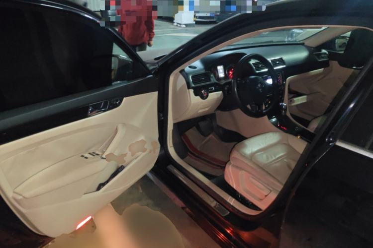 Used Volkswagen Passat 2011 1.8 TSI DSG Prestige Edition Driver Seat