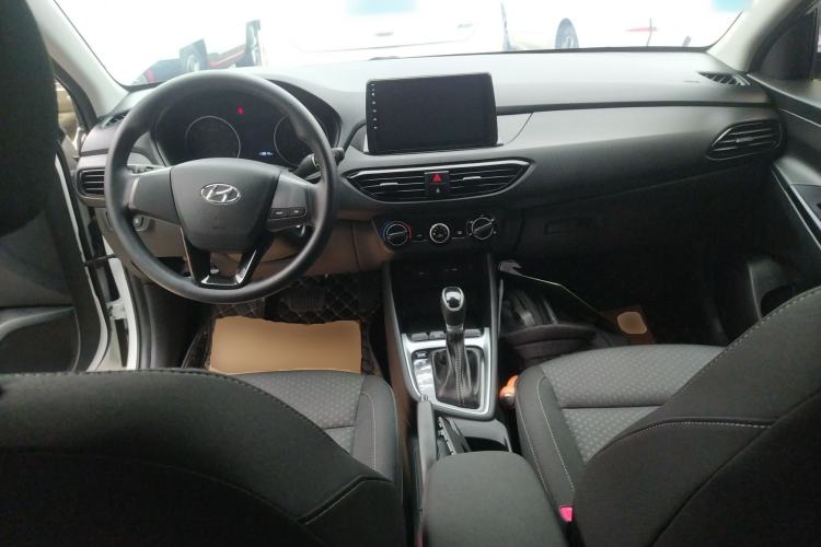 Used Hyundai Celesta 2020 1.6L Automatic GL Enjoyable Edition