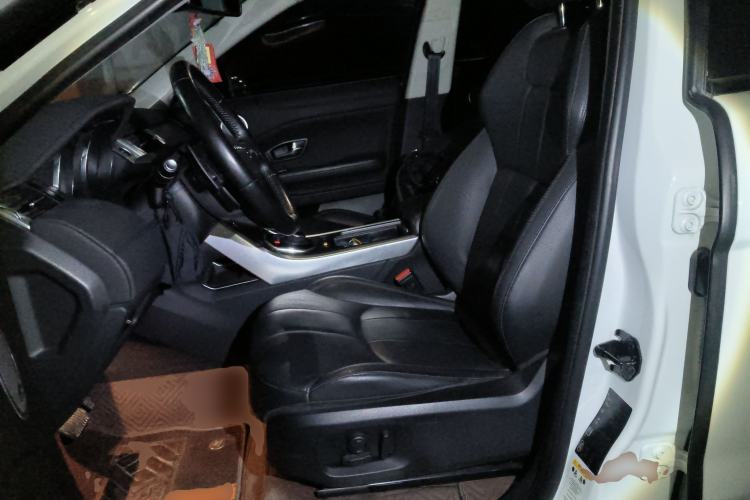 Used Land Rover Range Rover Evoque 2018 240 PS SE Smart Brilliance Edition
