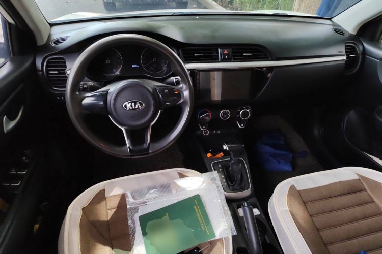 Used Kia K2 2017 Sedan 1.4L Automatic GLS Center Console