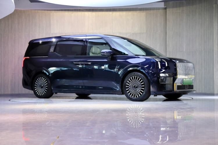 Used Zeekr 009 2022 WE Edition
