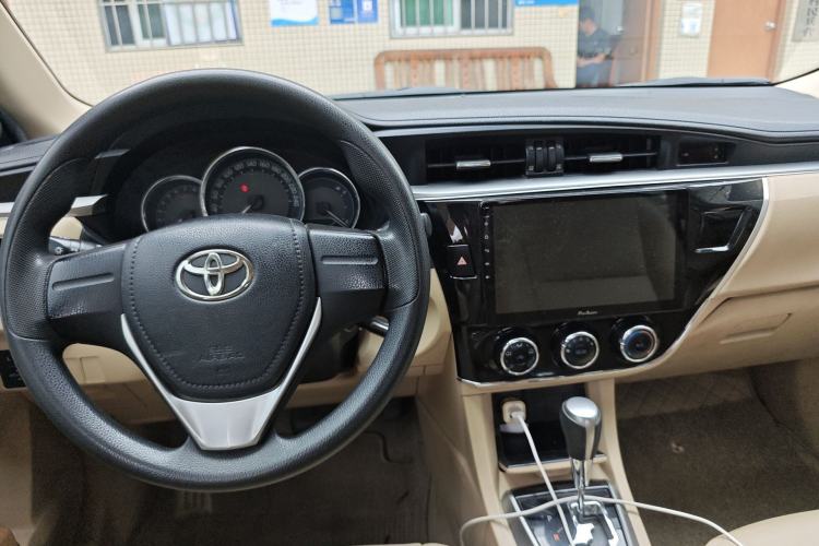 Used Toyota Corolla 2017 1.6L CVT GL
