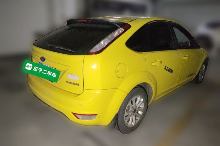 Used Ford Focus 2013 Hatchback Classic 1.8L Automatic Base Model
