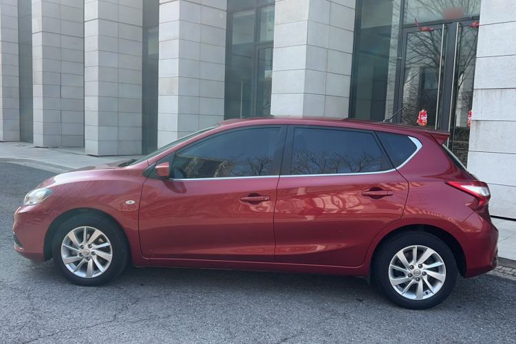 Used Nissan Tiida 2016 1.6L CVT Cool Dynamic Edition

