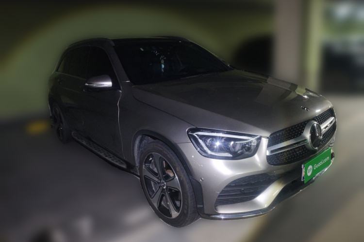 Used Mercedes-Benz GLC 2020 GLC 300 L 4MATIC Luxury Model Front Right 45 Deg