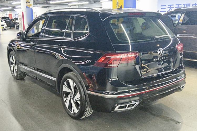 Used Volkswagen Tiguan L 2023 Restyled 330TSI Automatic Two-Wheel Drive R-Line Enhanced Comfort Version
