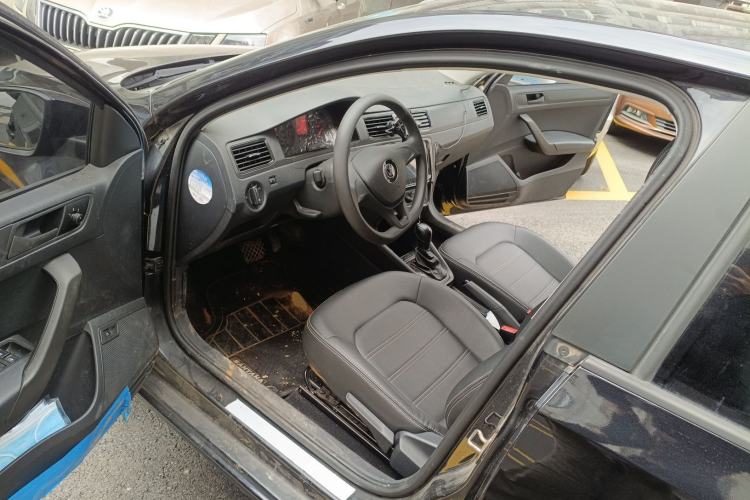 Used Volkswagen Santana 2018 1.5L Automatic Fashion Edition Driver Seat