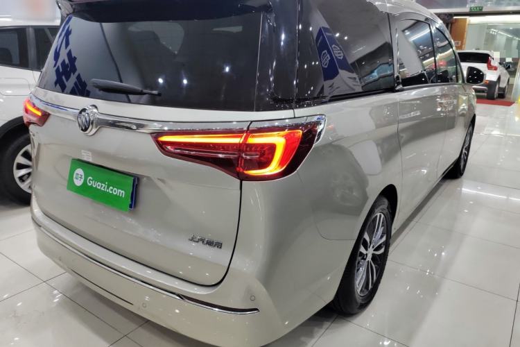 Used Buick GL8 2022 ES Landtrek 653T Comfort Edition