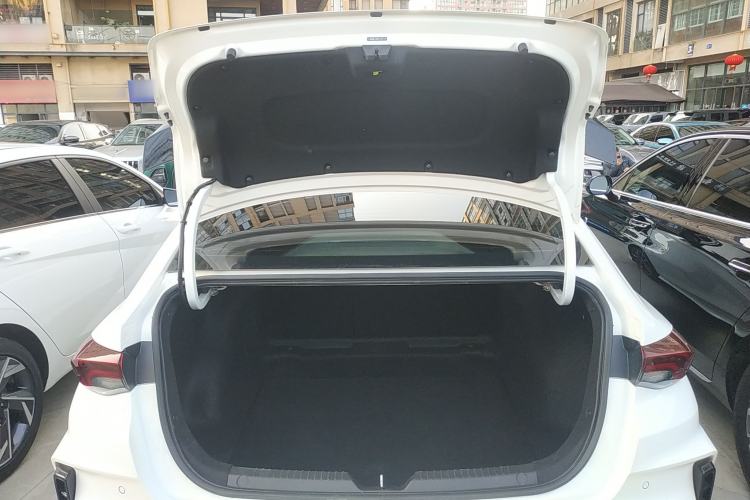 Used GAC Trumpchi EMPOW 2024 270T DCT Yingbao R-Style Edition
