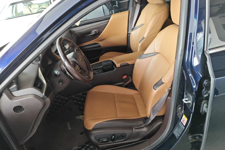 Used Lexus ES 2018 200 Excellence Edition China V Standard