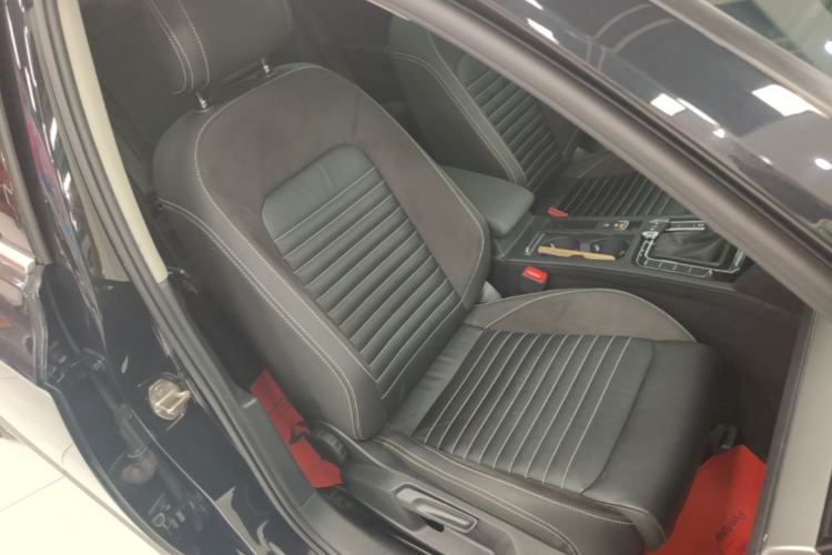 Used Volkswagen Magotan 2020 280TSI DSG Comfort Edition
