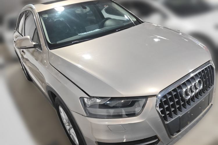 Used Audi Q3 2013 35 TFSI Ambition Edition Front Right 45 Deg