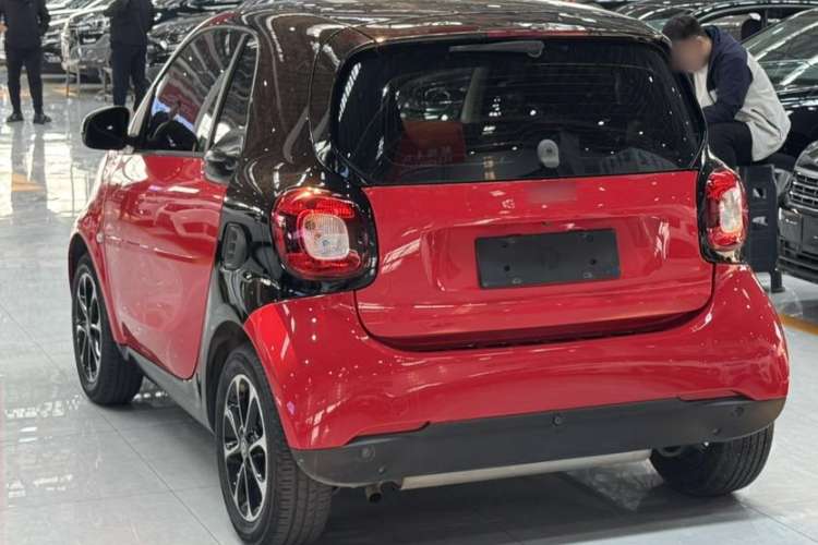 Used smart fortwo 2015 1.0L 52 kW Hardtop Passion Edition