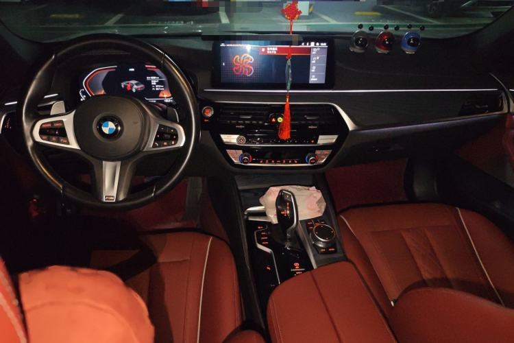 Used BMW 5 Series 2021 Facelifted 530Li Leading Edition M Sport Package