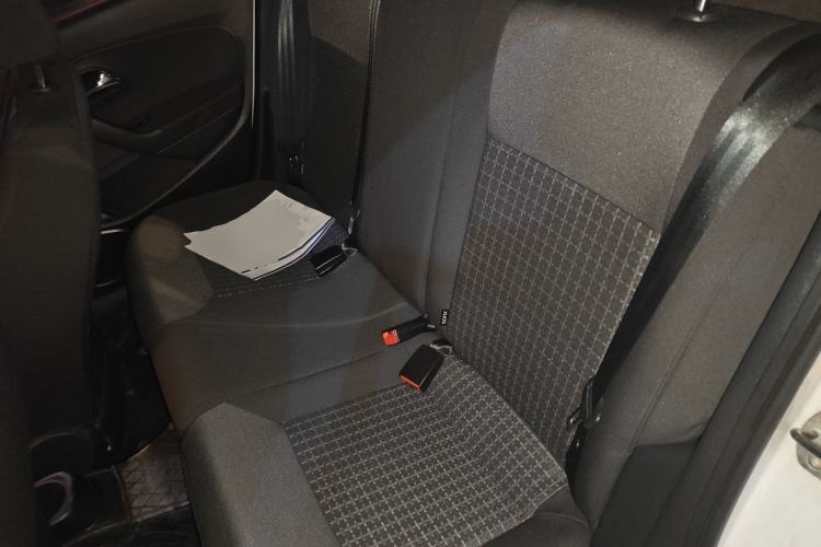 Used Volkswagen Polo 2016 1.6L Automatic Comfort Model
