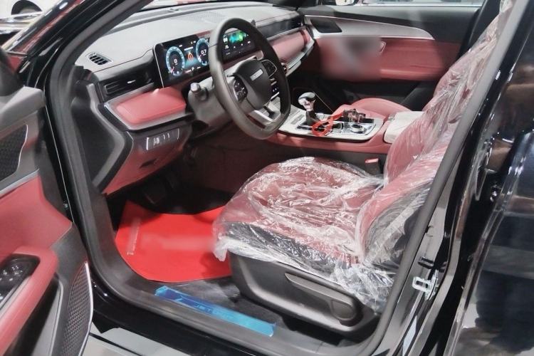 Used JETOUR X70 PLUS 2025 1.5T CVT Flagship PRO 7-Seater Interior 2