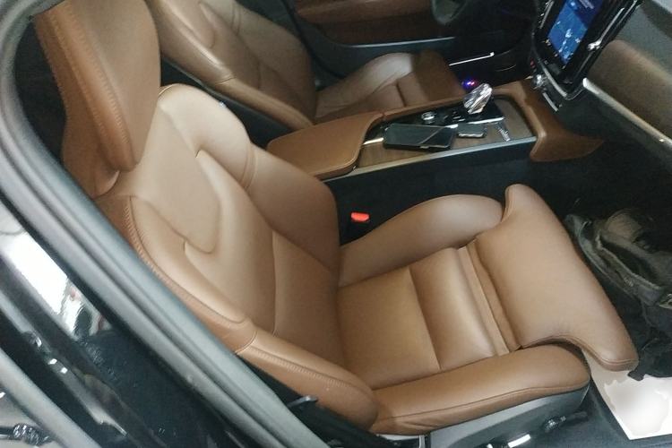 Used Volvo S90 2023 B5 Zhiyuan Luxury Edition
