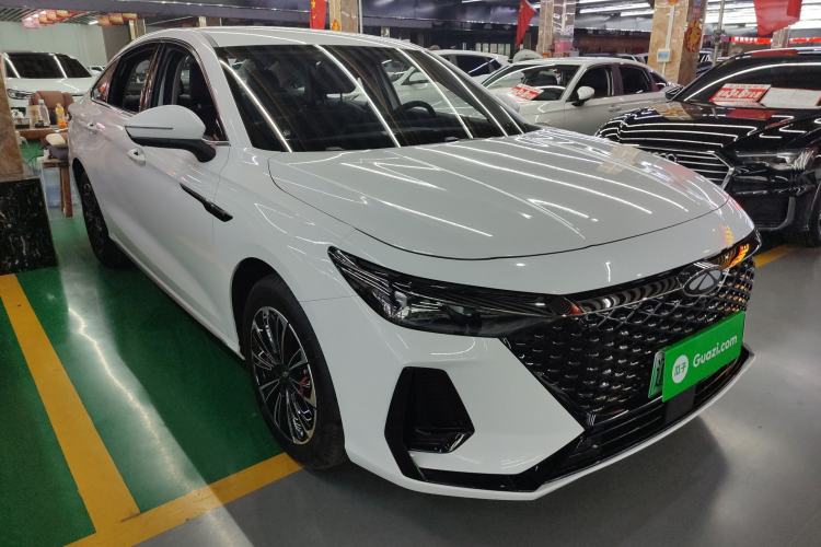 Used Chery Fengyun A8 2025 Model 70km Standard Version