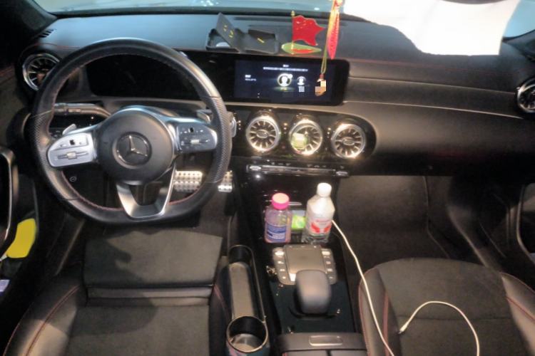 Used Mercedes-Benz CLA 2021 CLA 200 Shooting Brake Center Console