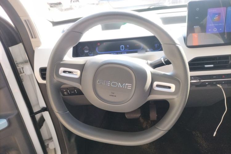 Used Geely Galaxy Panda 2024 Panda Mini 200km Endurance Bear