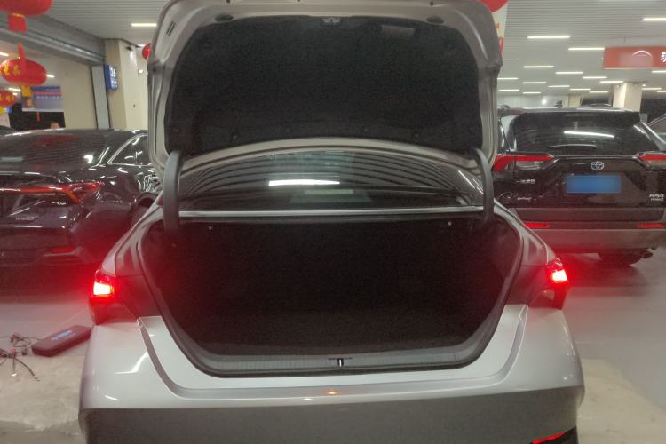 Used Toyota Avalon 2022 Dual-Engine 2.5L Luxury Edition
