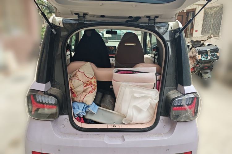 Used Know Beans Rainbow 2024 Colorful Cloud Edition
