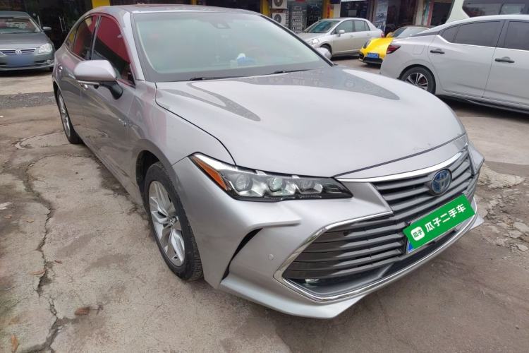 Used Toyota Avalon 2019 Dual-Engine 2.5L Luxury Edition China VI Standard

