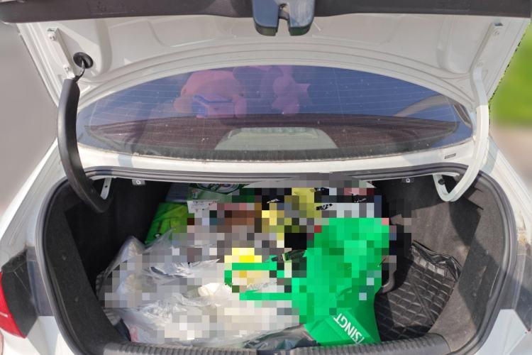 Used Volkswagen Sagitar 2015 1.6L Manual Comfort Model Trunk