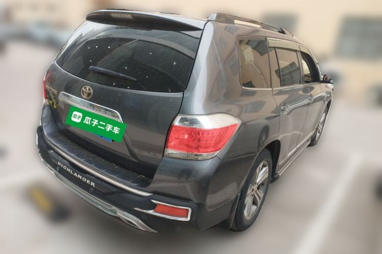 Used Toyota Highlander 2012 2.7L Two-Wheel Drive 7-Seater Luxury Edition Rear Right 45 Deg