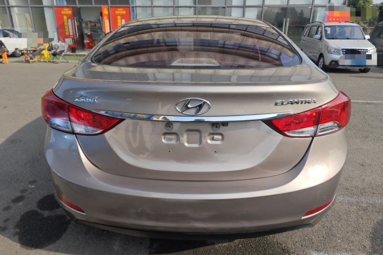 Used Hyundai Elantra (5th Generation / Langdong) 2015 1.6L Manual Leading Model