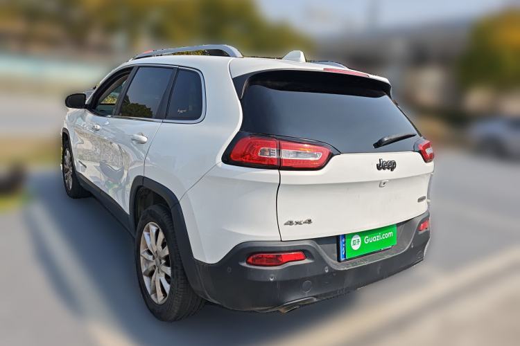 Used Jeep Cherokee 2014 2.4L Luxury Edition