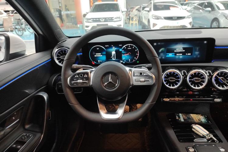 Used Mercedes-Benz A-Class 2022 Restyled A 200 L Sport Sedan Fashion Version