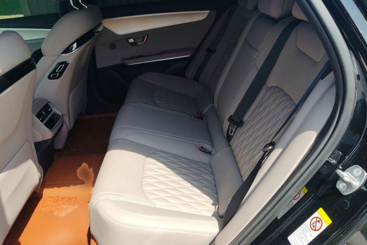 Used BYD Han 2025 DM-i 125KM Prestige Model
