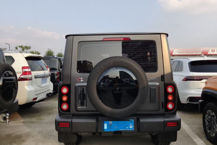 Used 212 T01 2024 2.0T Explorer
