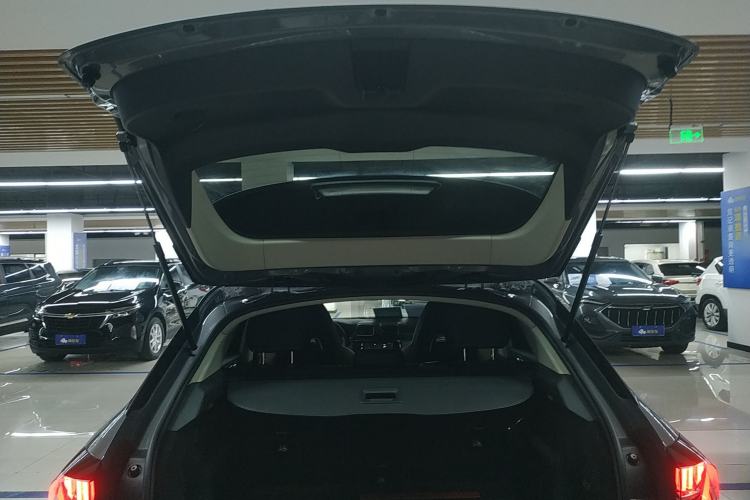 Used Lynk & Co 02 2019 High-Energy Edition 2.0T Automatic Two-Wheel Drive Shine Pro Edition China VI Standard Trunk