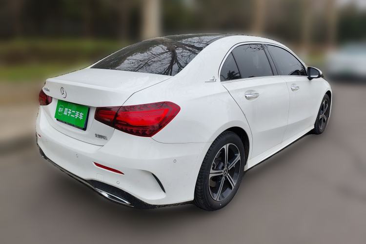Used Mercedes-Benz A-Class 2022 Revised Version A 200 L Sport Sedan Fashionable Style