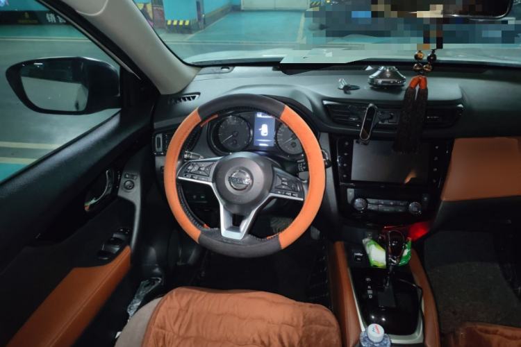 Used Nissan X-Trail 2019 2.0L CVT Smart Connect Comfort Edition 2WD
