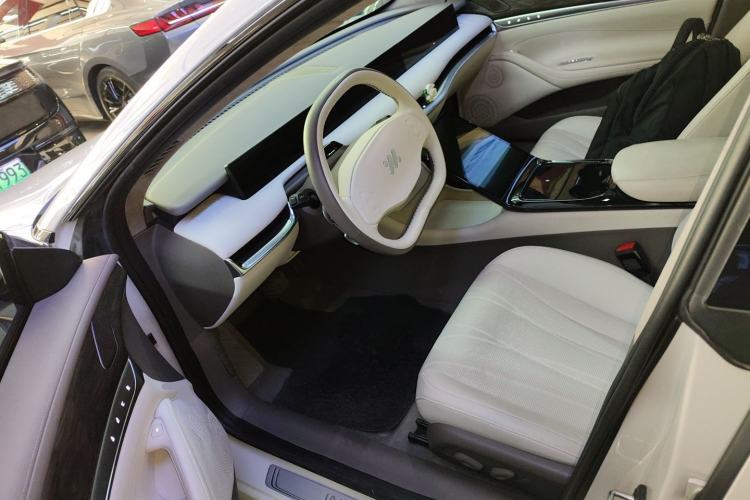 Used IM L7 2022 Dynamic Model