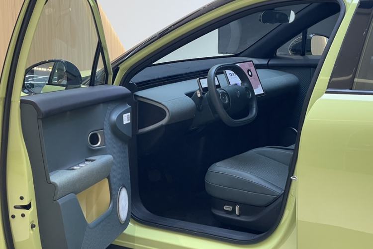 Used firefly 2025 Free Edition
