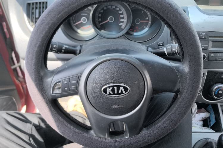 Used Kia Forte 2011 1.6L MT GL
