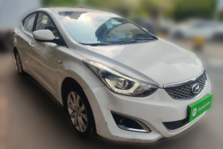 Used Hyundai Elantra (5th Generation / Langdong) 2016 1.6L Automatic Smart Version Front Right 45 Deg