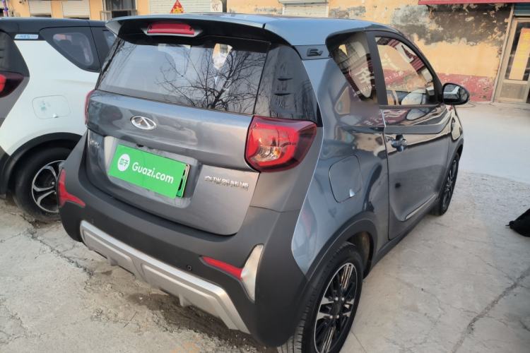 Used Chery Little Ant 2022 Revised Version Sweet Pink Edition Half-Sugar Version Lithium Iron Phosphate 30.7 kWh 30 kW 301 km