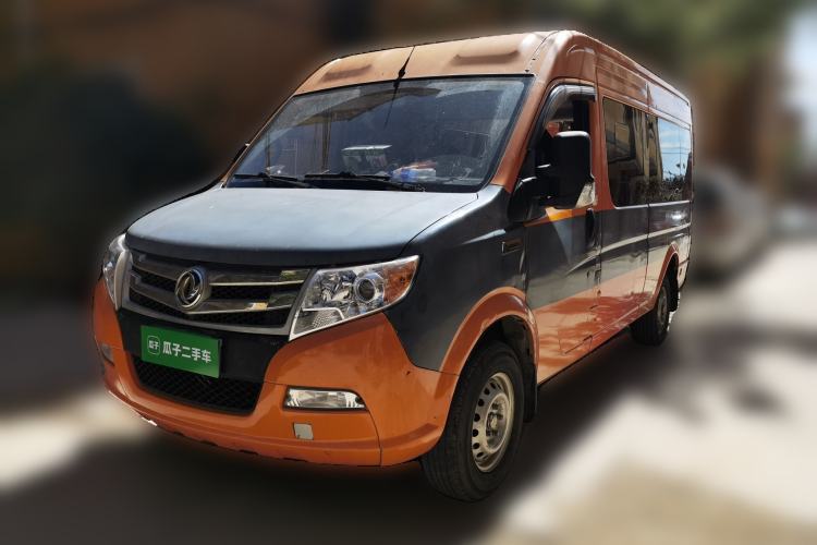 Used Dongfeng Yufeng 2018 2.5T Logistics Vehicle A100 Long Wheelbase Mid-Roof 5-9 Seater China V Emission Standard ZD25